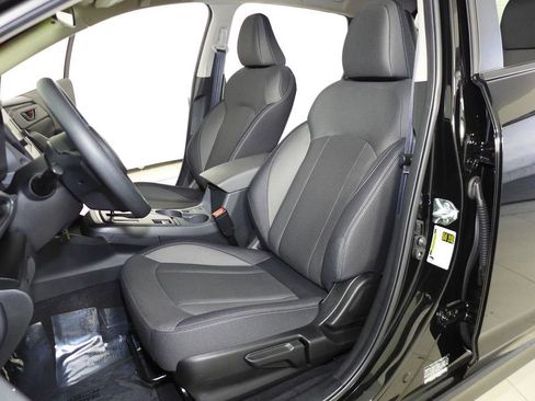 Certified 2025 Subaru Crosstrek 2.0i image 21