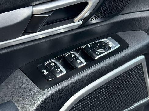 Used 2022 Kia Telluride S image 29