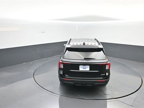 New 2026 Ford Explorer ST-Line image 23