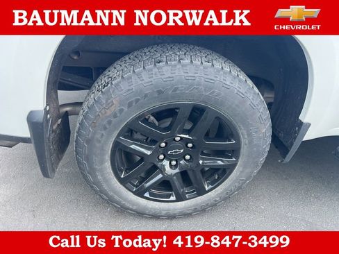 Used 2023 Chevrolet Silverado 1500 RST w/ Convenience Package II image 20