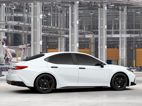 New 2026 Toyota Camry Hybrid w/ Convenience Package FWD image 11