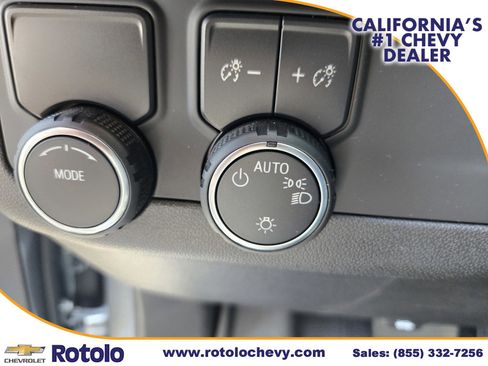 Used 2024 Chevrolet Tahoe LT w/ Luxury Package RWD image 21