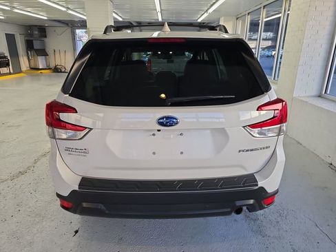Used 2021 Subaru Forester Limited w/ Popular Package #3 image 4
