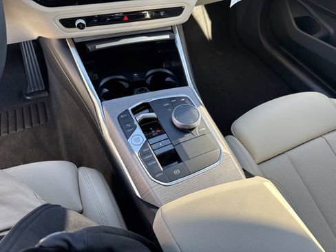 New 2026 BMW 330i 330i w/ Premium Package image 25