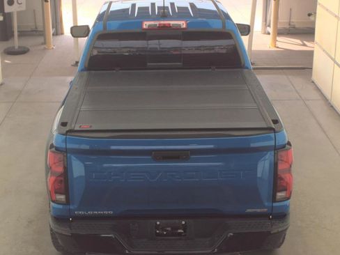 Used 2023 Chevrolet Colorado ZR2 w/ ZR2 Convenience Package III image 4