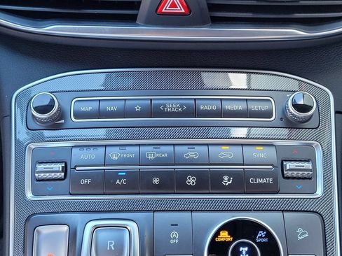 Used 2023 Hyundai Santa Fe SEL AWD/4WD image 13