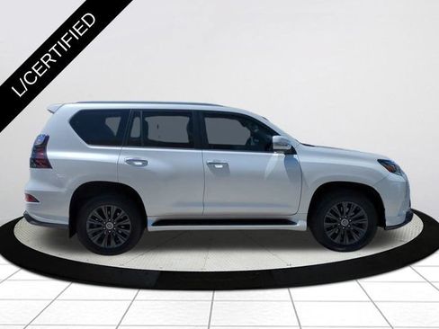 Certified 2023 Lexus GX 460 Premium w/ Accessory Package AWD/4WD image 3