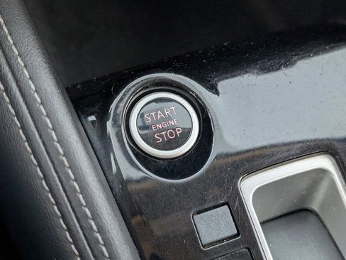 Used 2018 Nissan Kicks S image 20