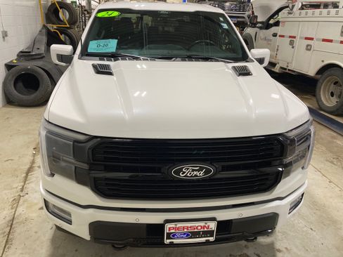 Used 2024 Ford F150 Platinum AWD/4WD image 2