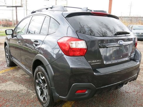 Used 2017 Subaru Crosstrek 2.0i Premium image 3