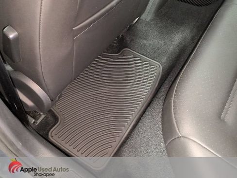 Used 2017 Volkswagen Golf SE FWD image 29