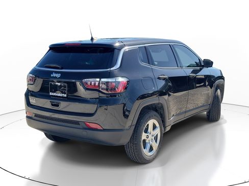 Used 2024 Jeep Compass Sport AWD/4WD image 6