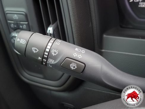 Used 2024 Chevrolet Silverado 1500 Custom RWD image 29