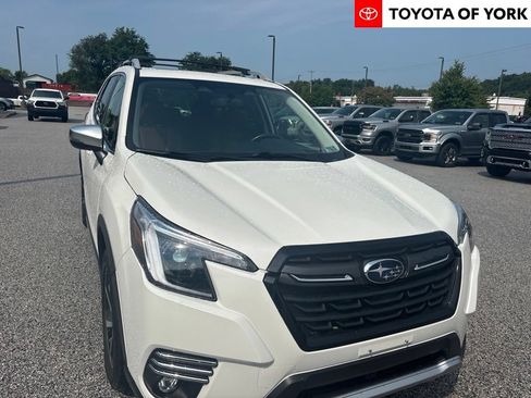 Used 2022 Subaru Forester Touring AWD/4WD image 1