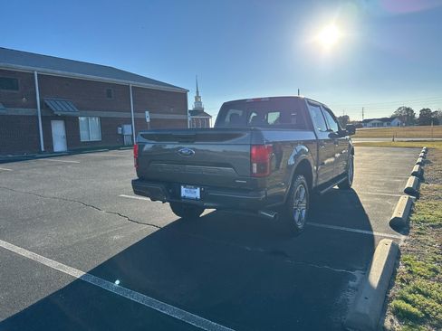 Used 2018 Ford F150 Lariat image 6