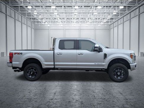 Used 2017 Ford F350 Platinum w/ Platinum Ultimate Package AWD/4WD image 6
