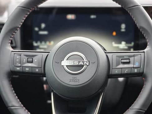 New 2026 Nissan Kicks SR FWD image 15