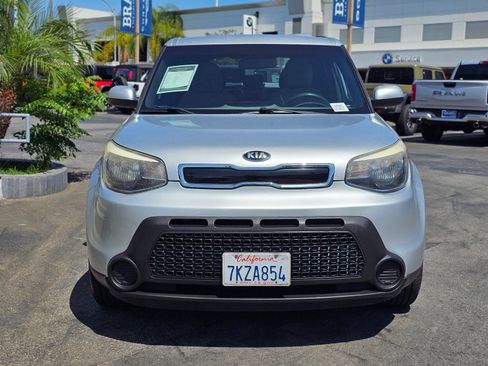 Used 2015 Kia Soul + FWD image 2