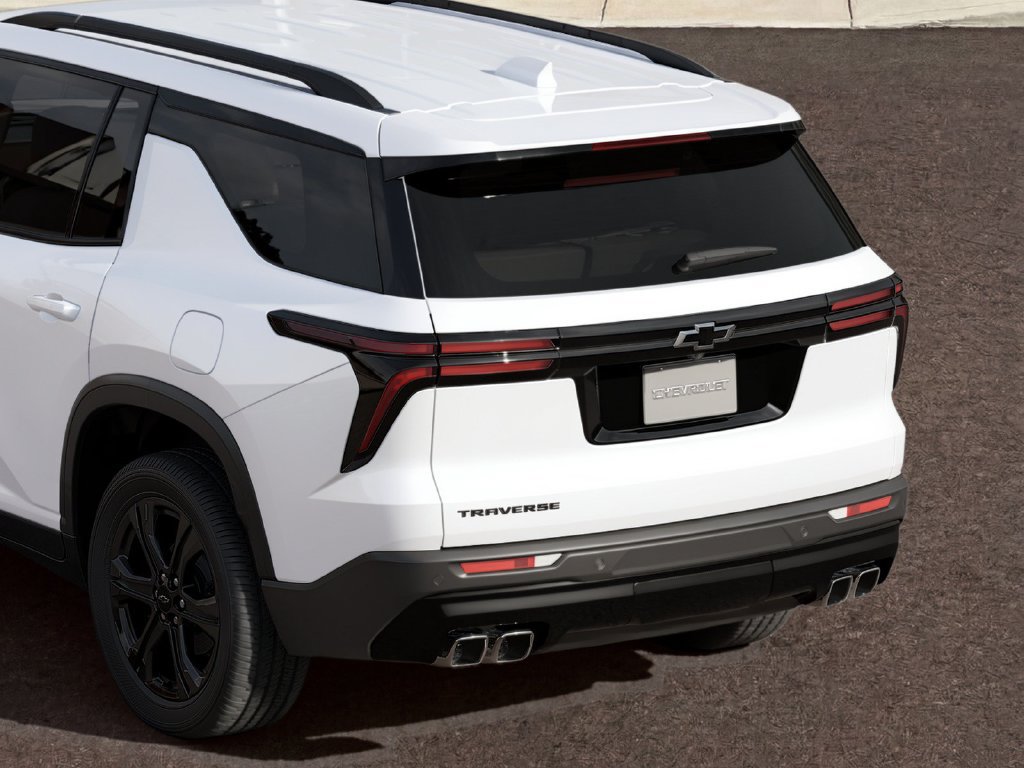 New 2027 Chevrolet Traverse LT w/ Midnight/Sport Edition FWD image 6