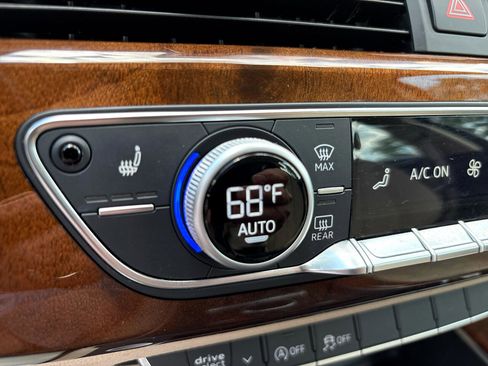 Used 2018 Audi A4 2.0T Premium w/ Convenience Package image 25