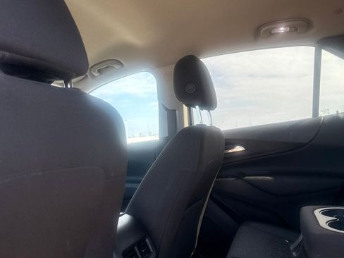 Used 2023 Chevrolet Equinox LT AWD/4WD image 37