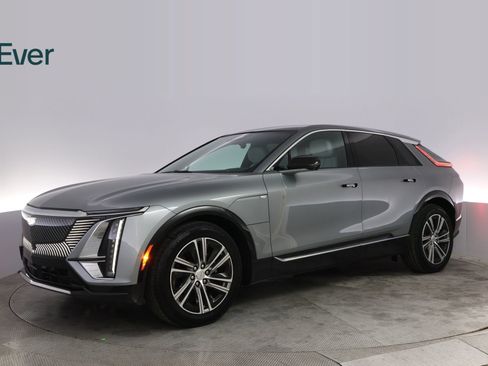 Used 2024 Cadillac Lyriq Luxury RWD image 18