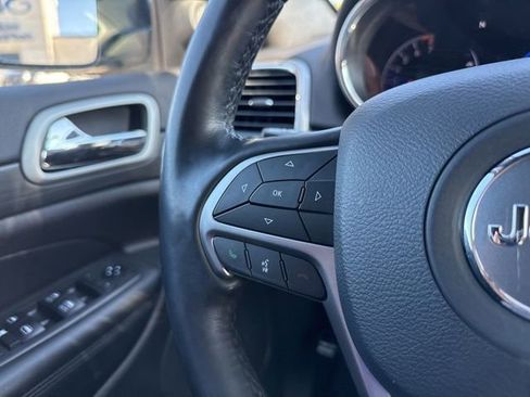 Used 2021 Jeep Grand Cherokee Laredo X AWD/4WD image 33