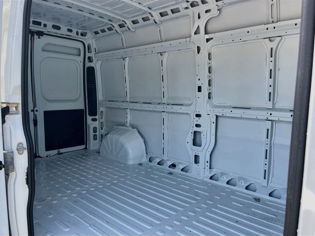 New 2026 RAM ProMaster 2500 w/ Convenience Group FWD image 22