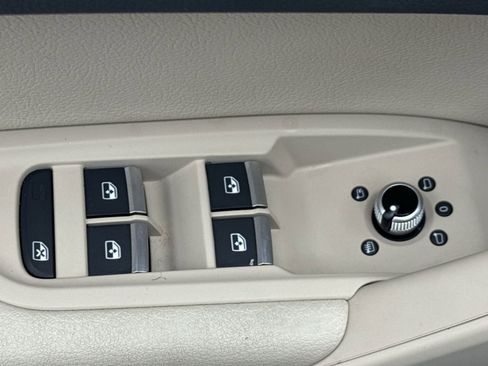 Used 2018 Audi Q5 2.0T Premium Plus w/ Premium Plus Package image 17