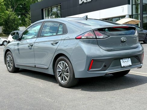 Used 2020 Hyundai Ioniq SE FWD image 6