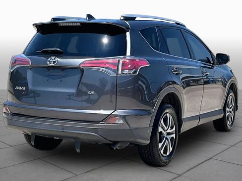 Used 2016 Toyota RAV4 LE FWD image 13