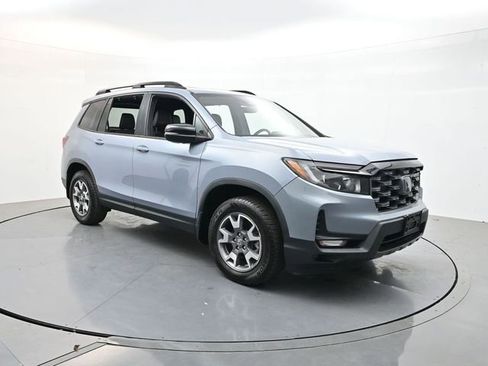 Used 2022 Honda Passport TrailSport image 1