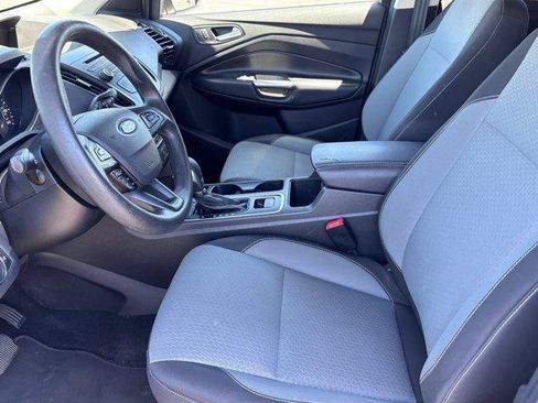 Used 2018 Ford Escape SE FWD image 16