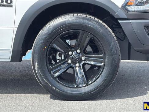 Used 2024 RAM 1500 Warlock RWD image 32