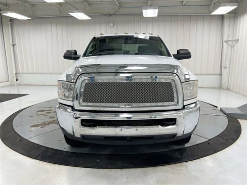Used 2016 RAM 3500 Tradesman w/ Chrome Appearance Group image 2