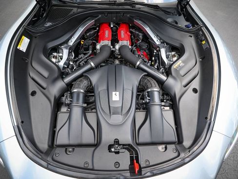Certified 2022 Ferrari Roma RWD image 24