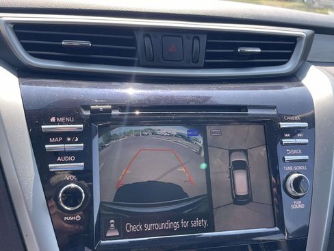 Used 2024 Nissan Murano SL FWD image 27