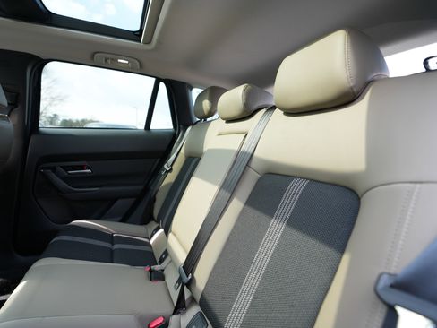 Certified 2025 MAZDA CX-50 AWD 2.5 S w/ Premium Package image 9