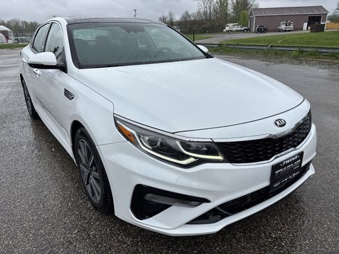 Used 2020 Kia Optima Premium FWD image 1