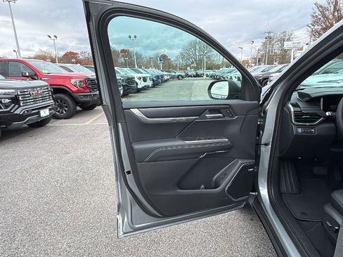 New 2026 GMC Acadia Elevation w/ Elevation Premium Package image 11