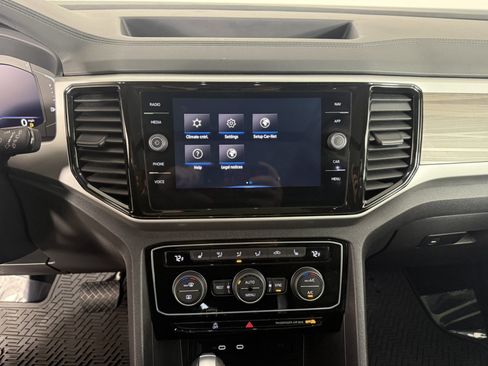 Used 2023 Volkswagen Atlas SEL AWD/4WD image 22