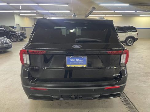 Used 2025 Ford Explorer ST-Line w/ Premium Package AWD/4WD image 6