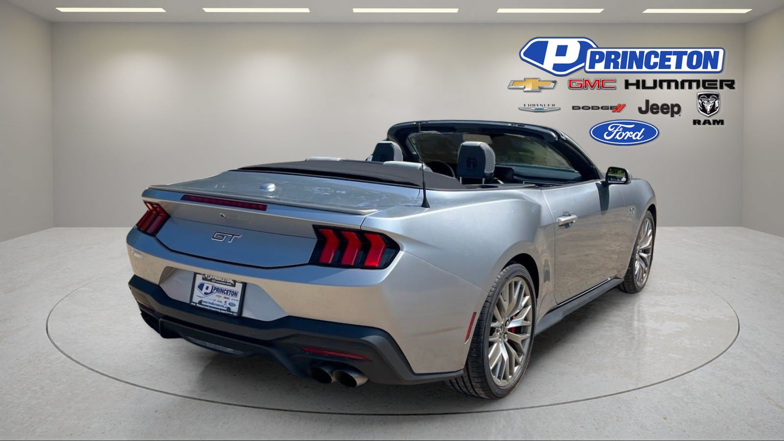 Used 2025 Ford Mustang GT Premium RWD image 8