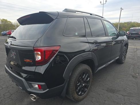 Used 2022 Honda Passport TrailSport image 7