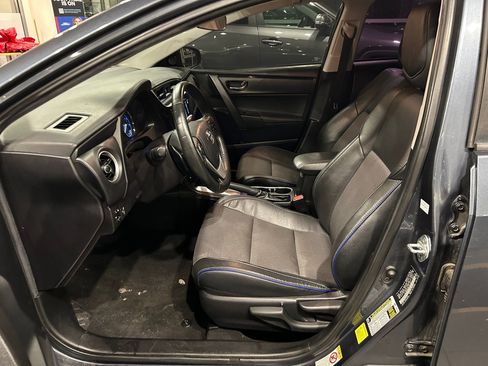 Used 2019 Toyota Corolla SE image 11