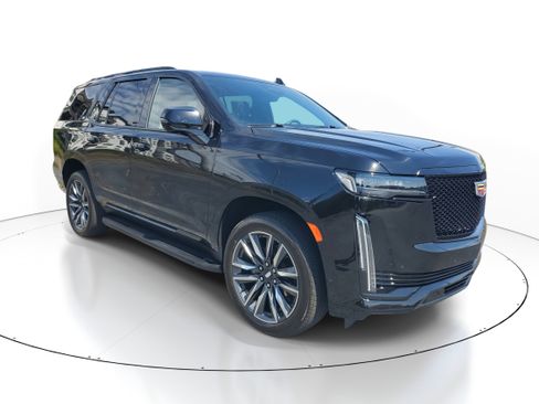 Used 2024 Cadillac Escalade Sport image 2