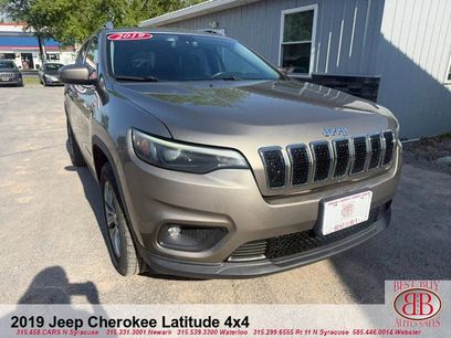 Used 2019 Jeep Cherokee Latitude Plus w/ Cold Weather Group