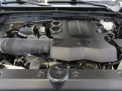 Used 2024 Toyota 4Runner SR5 Premium image 34