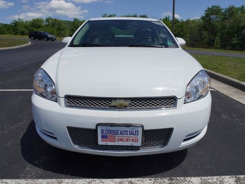 Used 2013 Chevrolet Impala LT FWD image 2