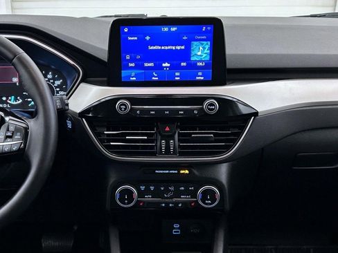 Used 2022 Ford Escape SE w/ Convenience Package image 12